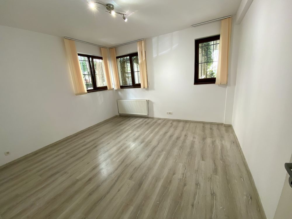 De închiriat: apartament 2 camere - nemobilat - Gorjului - ideal birou - Poză 1