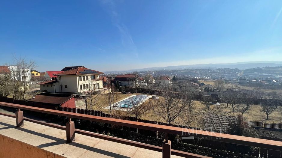 Casa cu panorama superba in Dambul Rotund! - Poză 11