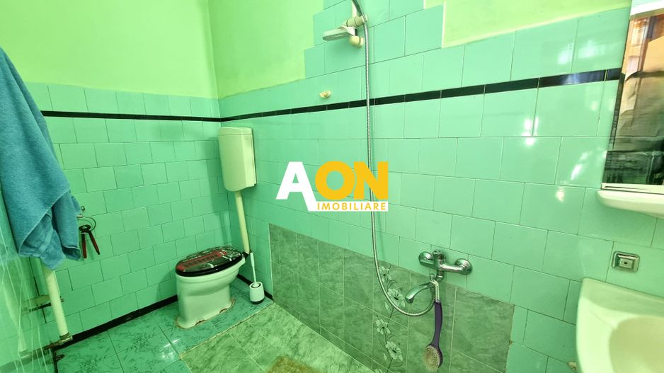 De vanzare casa 5 camere, 1200mp teren, zona ultracentrala - Poză 11