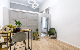 Ultracentral! Apartament renovat complet, in cladire istorica - Poză 1