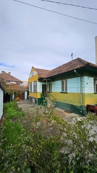 Casa in centrul Brasovului cu proiect si autorizatie pentru extindere - Poză 2