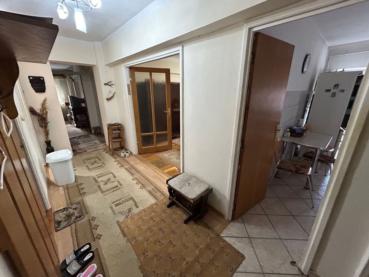 Apartament 3 camere, etaj 1 - zona Centru - Poză 8