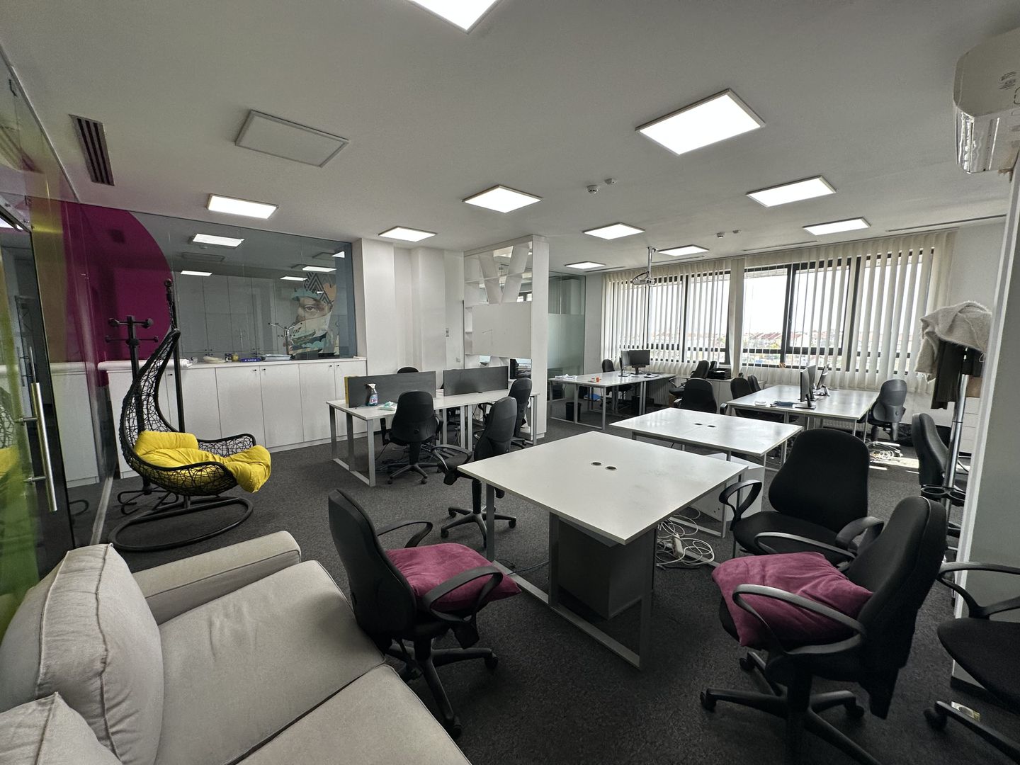 Spațiu  inchiriat   birouri   316 mp - Poză 19