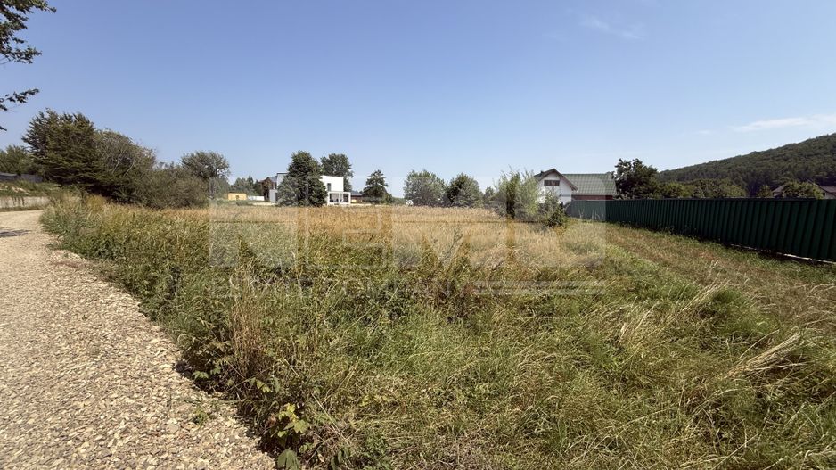 Teren intravilan de vânzare | Sucevița | Front 53 m - Poză 4