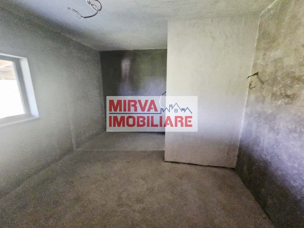 🏡 Vilă luminoasă, 4 camere, cu teren generos – Com. Plopu - Poză 53