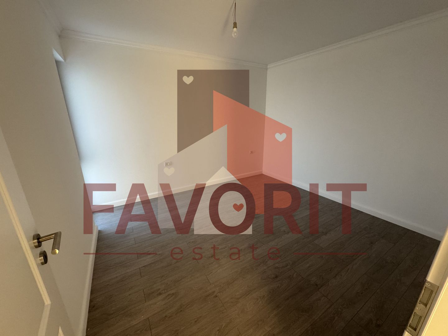 Comision 0%. Panouri si pompa de caldura. Despartit prin camera tehnica - Poză 13