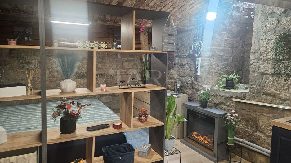 Garsonieră modernă, renovată complet, zona Centrala - Poză 2