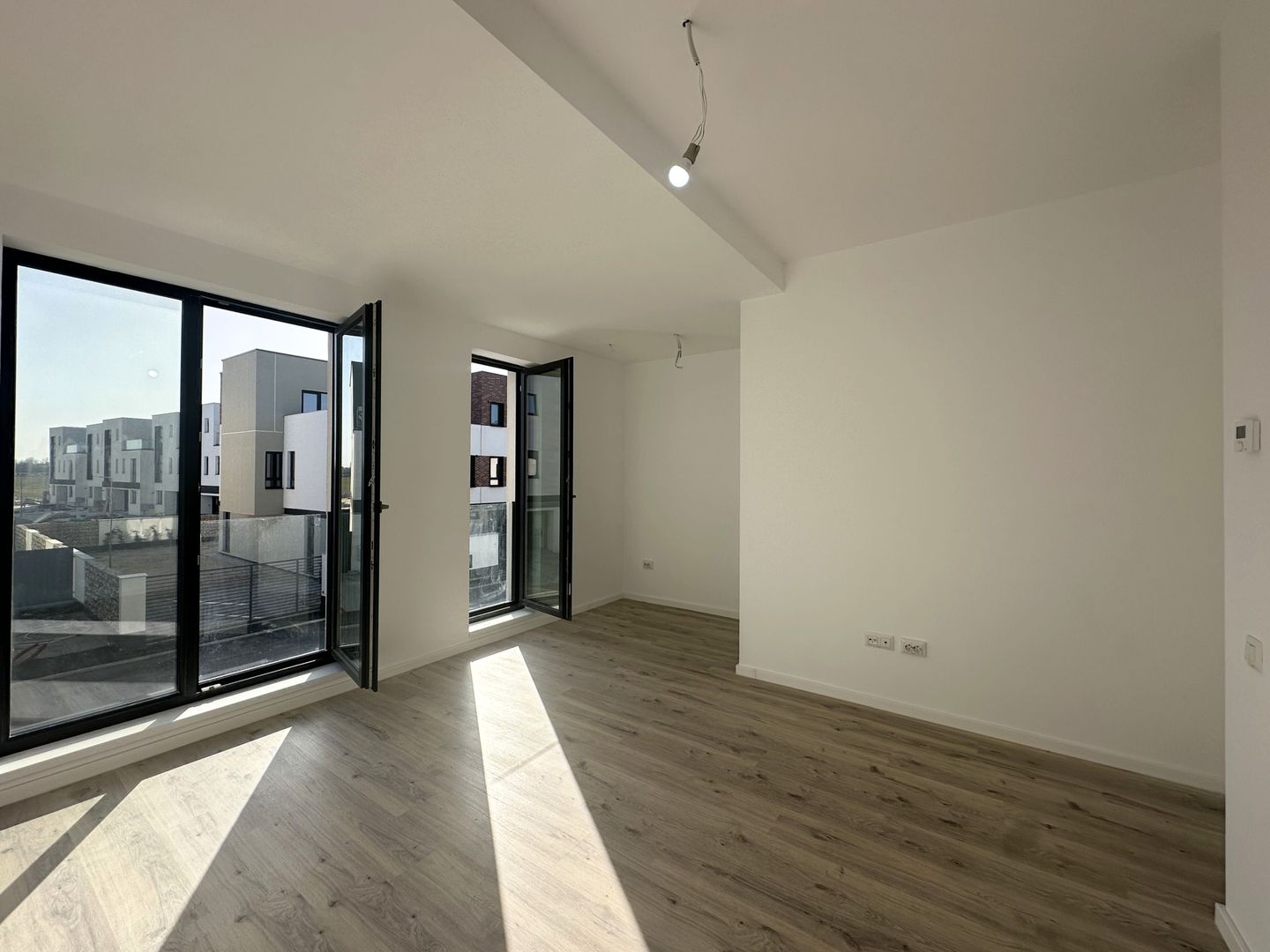 Casa ta ideală în Pipera  Liniște confort și parcare dublă - Poză 19