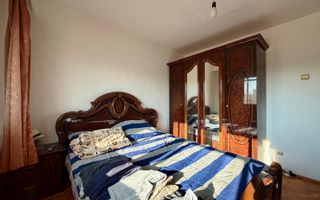 Apartament cu 3 camere  decomandate, etajul1,  zona strazii Slatina ! - Poză 1