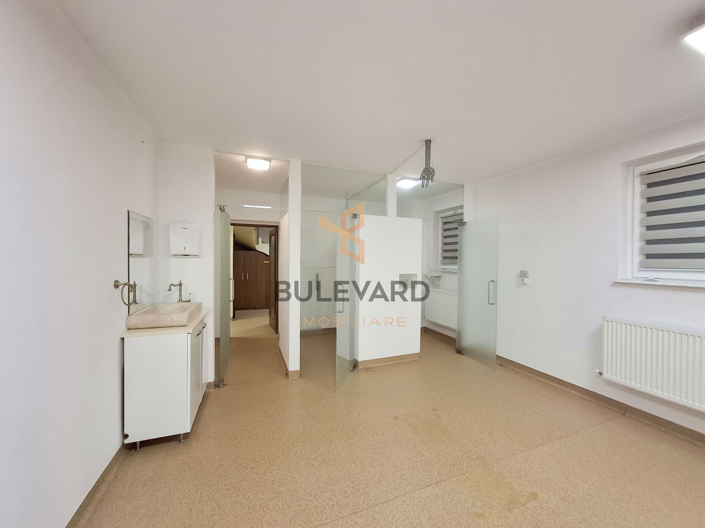 Spatiu comercial pretabil pentru activitati medicale, clinica! - Poză 18