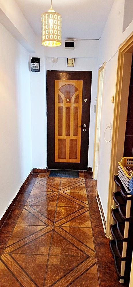 Centru, lăngâ Filarmonica, apartament cu 2 camere mobilat și utilat 400 euro/lun - Poză 11