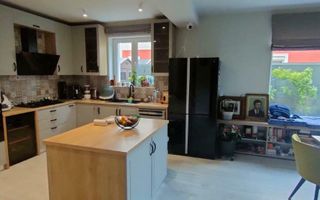 Vila  de vanzare -4 camere + mansarda American Villageteren - Poză 8