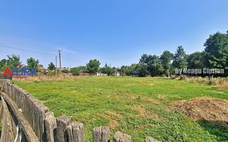 Casă 3 camere + 2.341 mp teren, zona centrală Recea, Argeș – 28.000 € - Poză 8