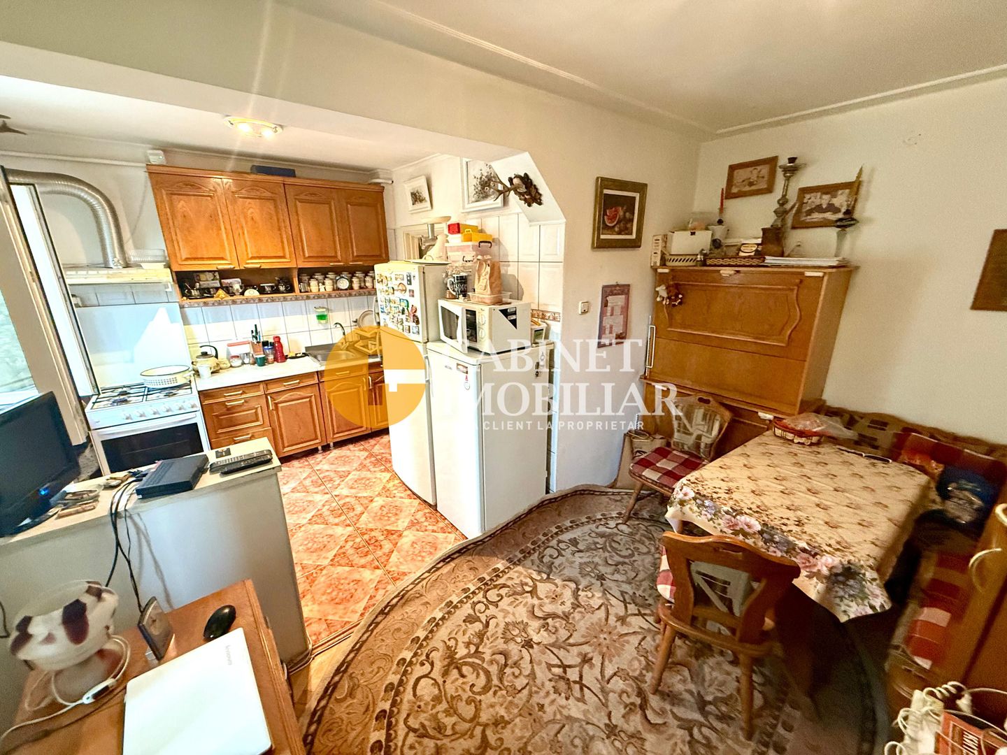 Apartament cu 3 Camere, 2 Bai - Etaj 3 - Zona Podu Ros - Poză 2