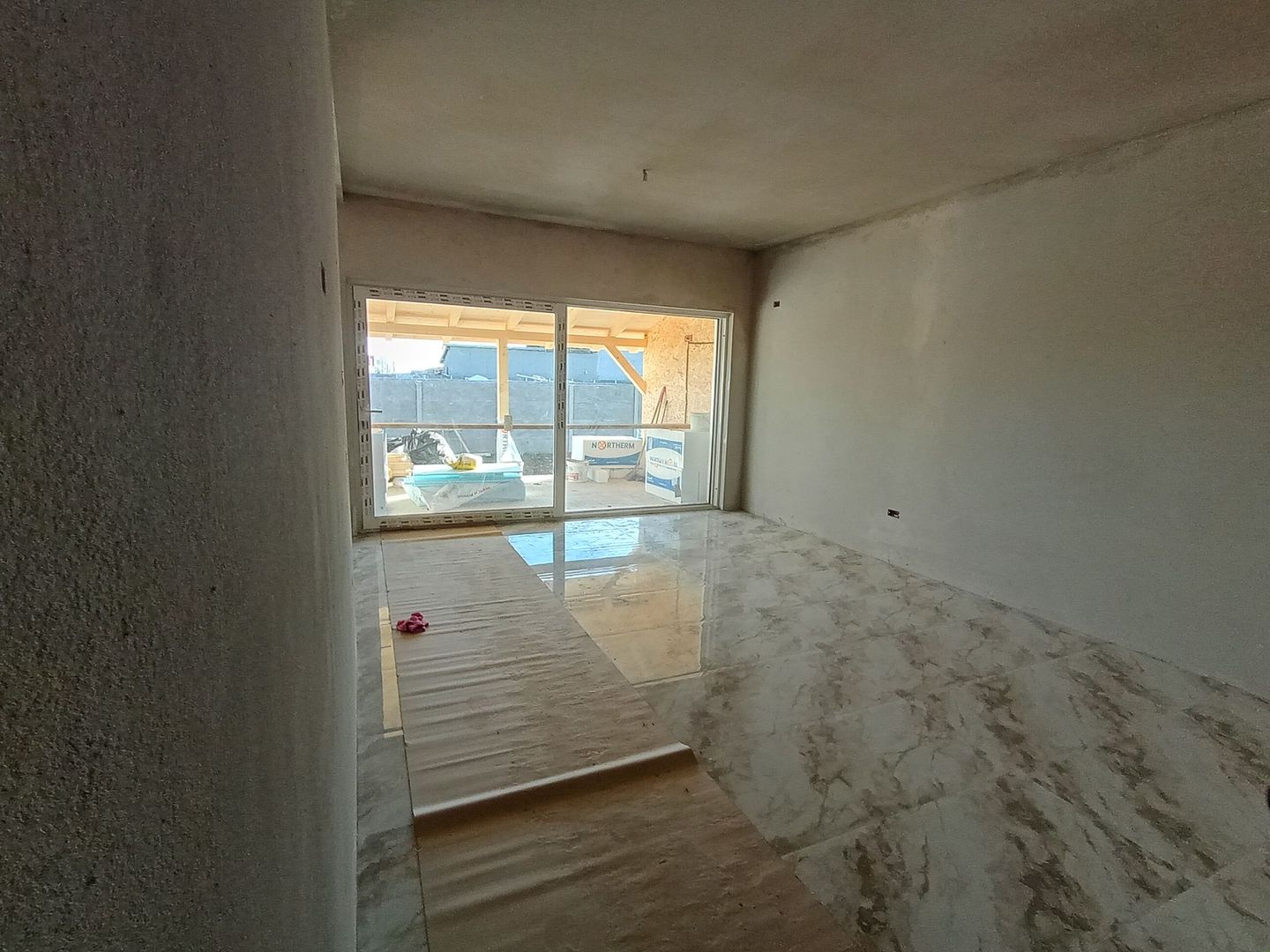 Sanandrei, Duplex Pe parter, Finisaje de Calitate, Perete Dublu Izolat - Poză 3