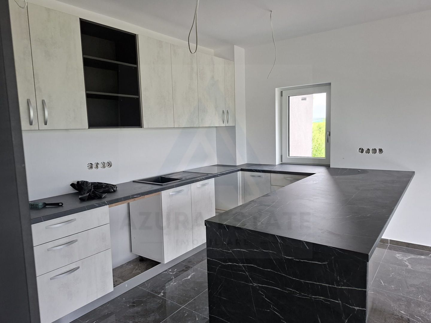 Casă moderna premium 195 mp utili cu garaj și teren 815 mp în Selimbar - Poză 7
