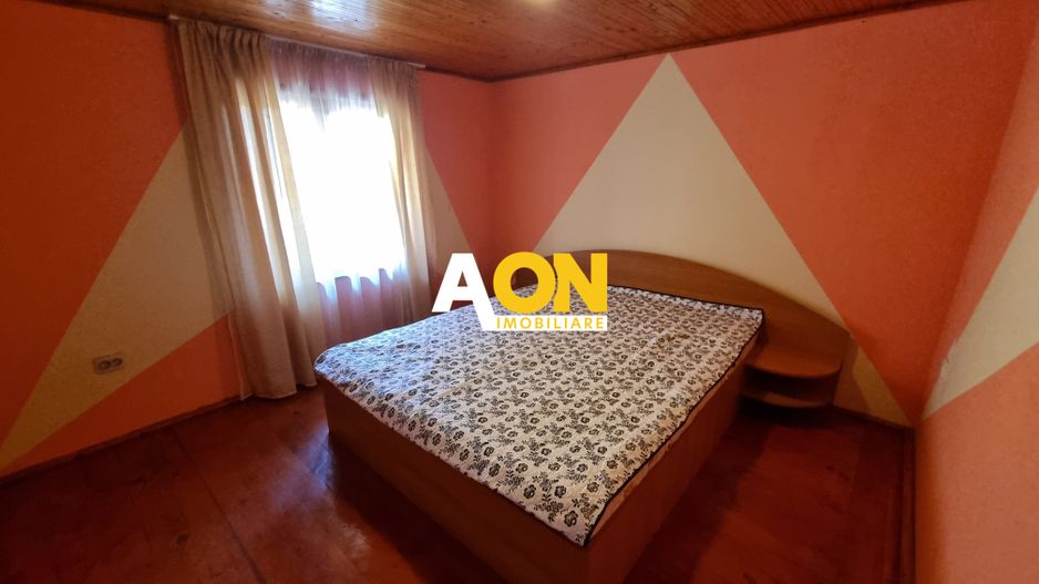 De vanzare casa P+M in stil rustic, 312 mp teren, Barabant - Poză 7