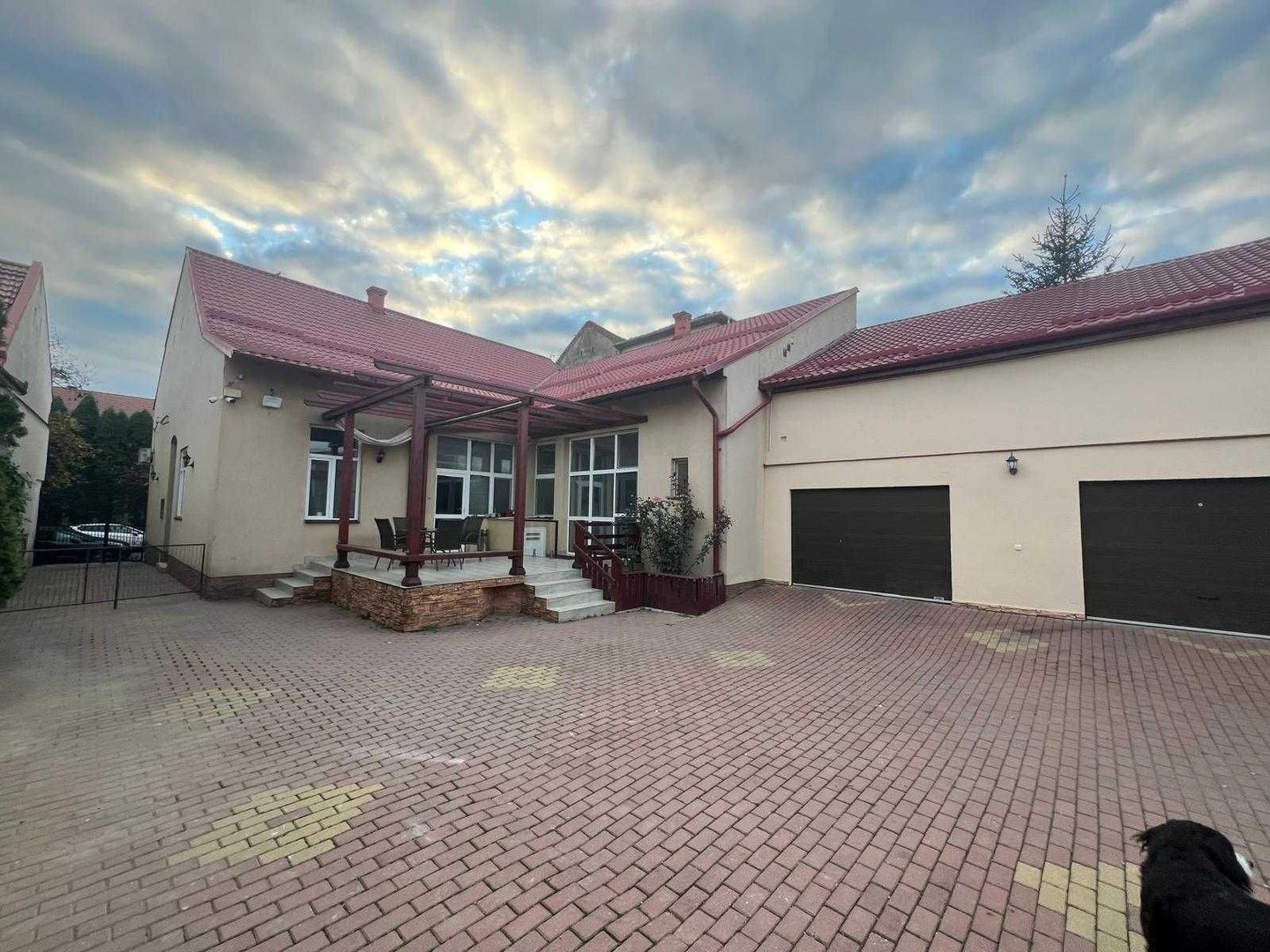 Casa, 308,8mp, situata ultracentral in Satu Mare - Poză 5