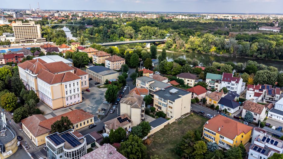 Apartament cu 4 camere LUX, zona Gloria – Pedagogic – Malul Mureșului - Poză 7