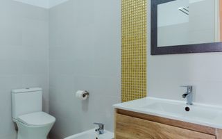 PALAZU MARE -  Vila Duplex cu 4 Camere, Panorama Superba si Curte Amenajata - Poză 45