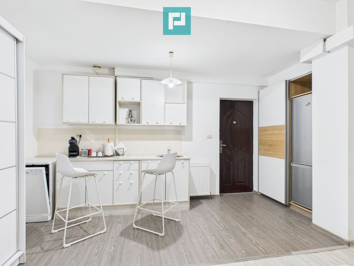 Apartament cu 2 camere în zona Șega - Poză 4