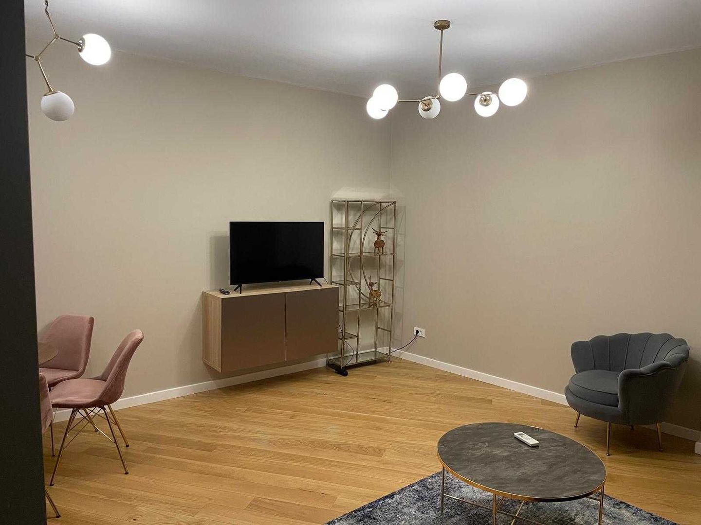 Apartament 2 camere Piata Victoriei - Poză 3