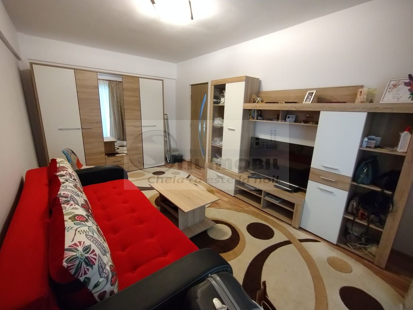 Apartament decomandat - Galata Profi - 2016 ,Etaj 2/3 - 69.000 euro ! - Poză 1