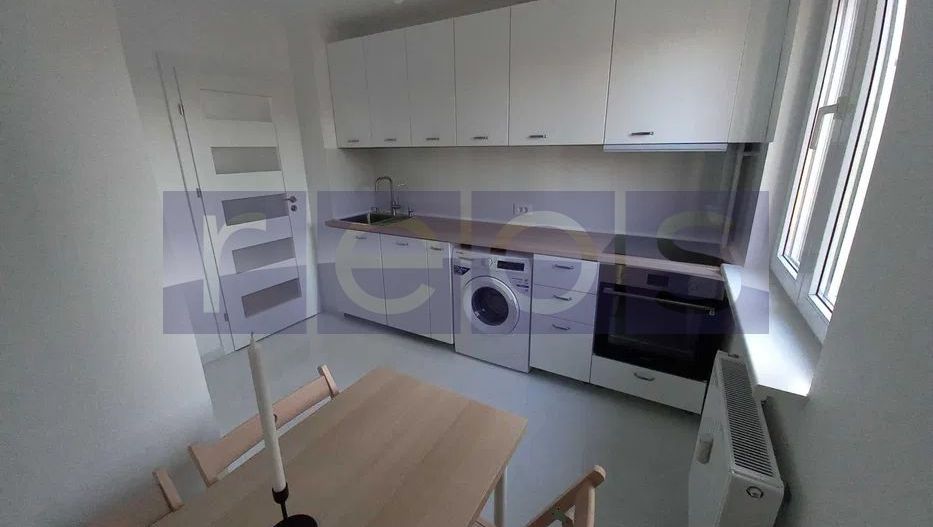 DE INCHIRIAT 3 CAMERE ARCUL DE TRIUMF- DOMENII - PARCARE INCLUSA - Poză 5