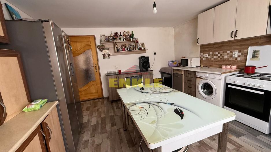 De vanzare casa in Hudum, teren generos. - Poză 6