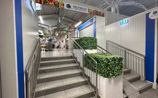 Spatii comerciale de inchiriat in PIATA DELFINULUI - Poză 7