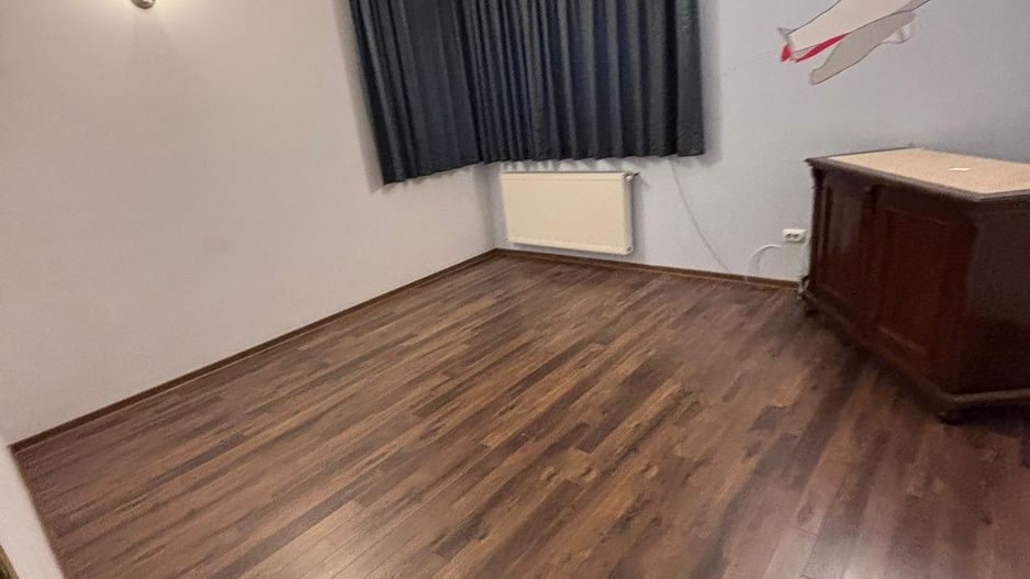 Casa individuala frumoasa si spatioasa in Giroc - Poză 7