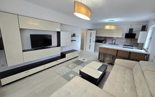 Apartament 3 camere de închiriat – zona Centru - Poză 1