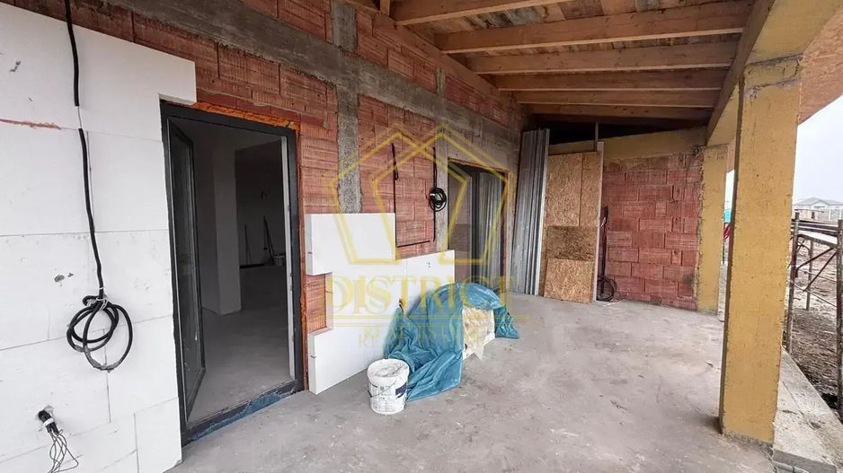 Duplex spatios cu 5 camere | Sacalaz - Poză 8