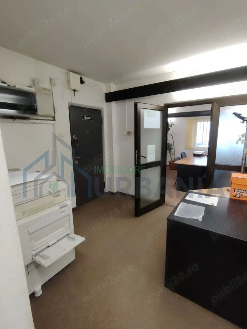 Spatiu Birori Apartament 4 camere - Poză 8
