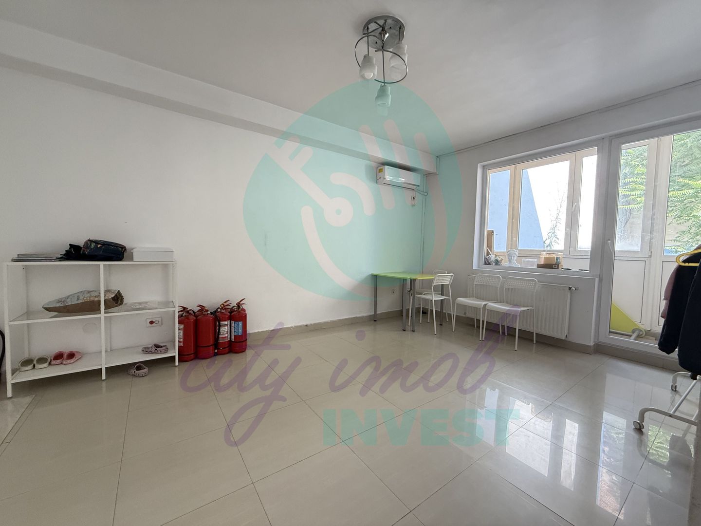 Casă multifuncțională | 330 mp + curte 220 mp - Poză 13
