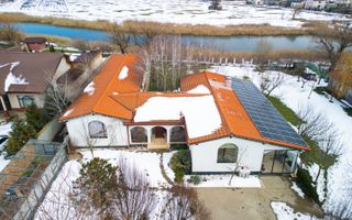 Resedinta spectaculoasa  – Vila exclusivista deschidere directa la lac - Poză 1