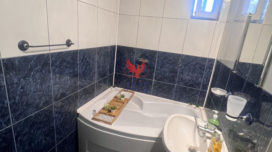 Decomandat, stradal, Calea Bucuresti etaj 1 - Poză 13