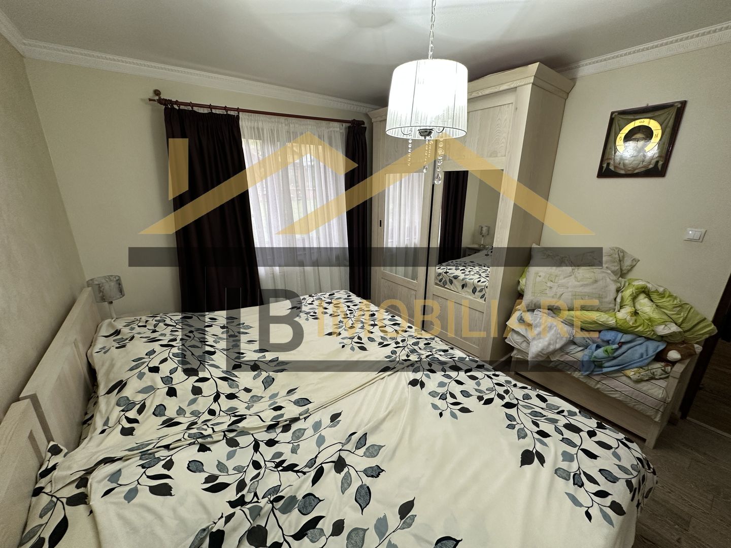 Vila cu 8 camere de vanzare, teren 1580mp, Zona Praid - Poză 34