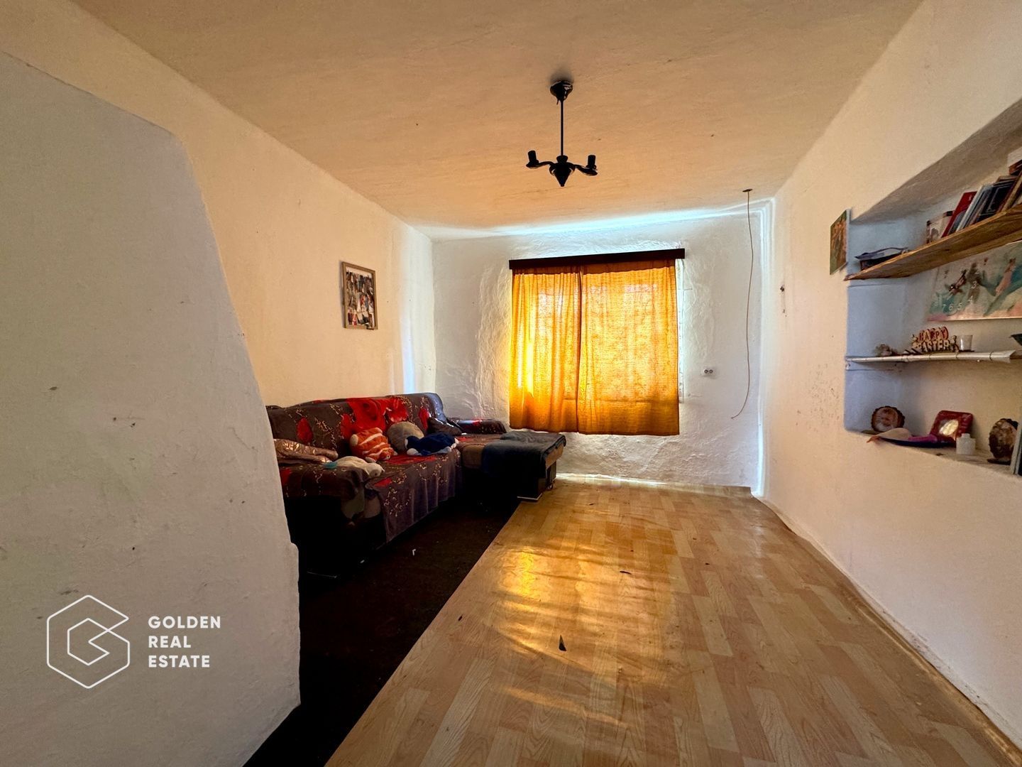 Casa cu teren 959 mp, Iratosu, Zona buna, Comision 0% - Poză 2