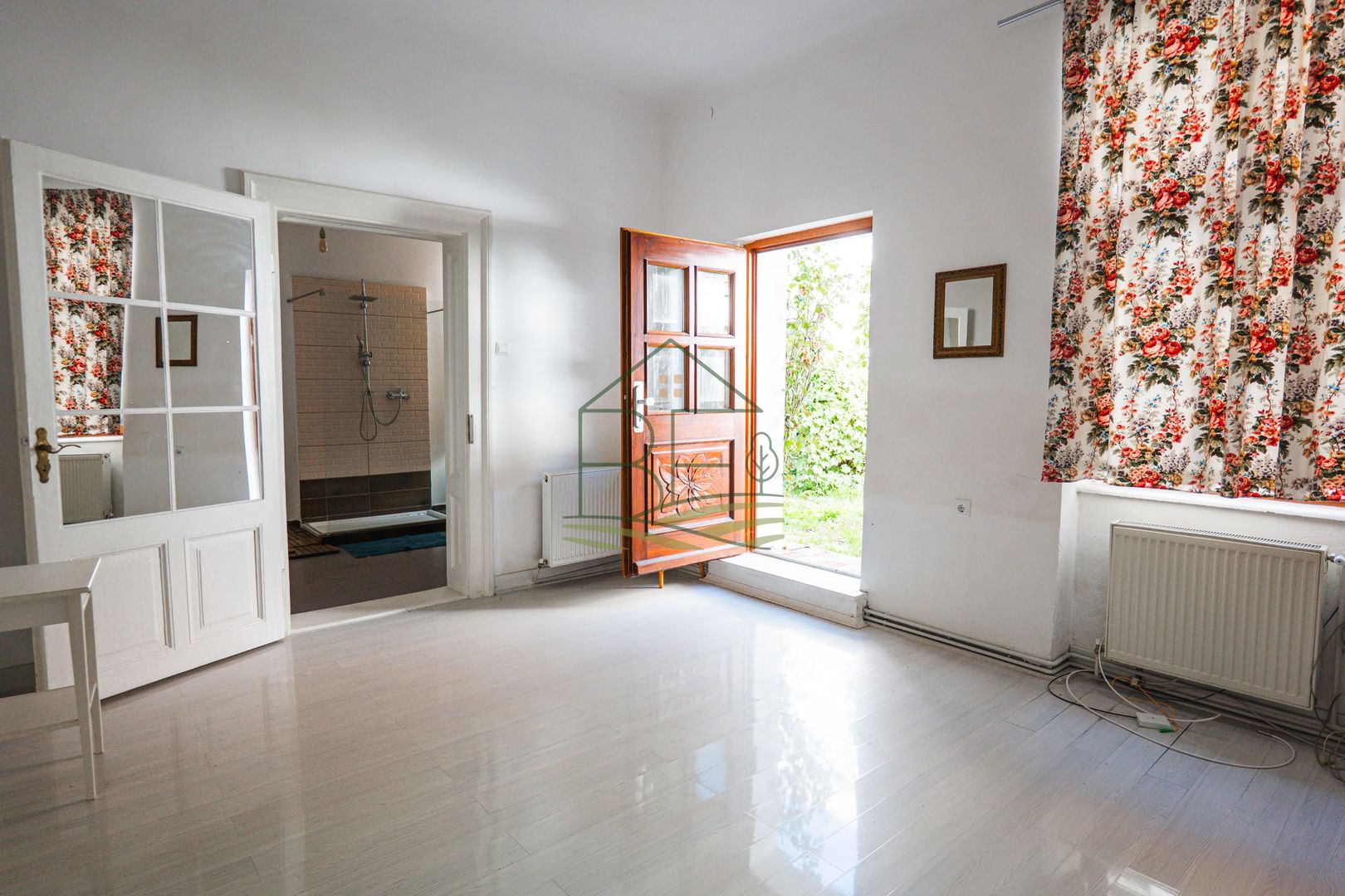 Un loc cu suflet, o poveste de continuat – Casa de vânzare în Centru - Poză 12