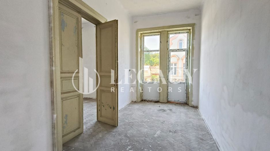 VÂNZARE/SCHIMB CU TEREN  - Clădire interbelică, centru oraș Siret - Poză 23