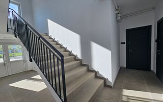 Apartament decomandat etaj 1 - Poză 2