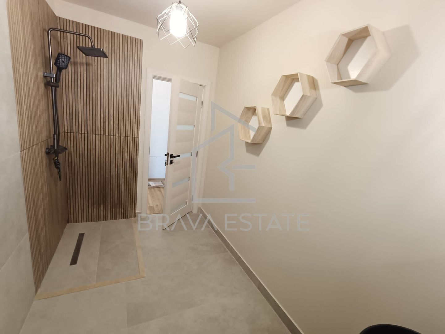 Apartament 2 camere ,  56mp, parcare, terasa zona Tineretului - Poză 2