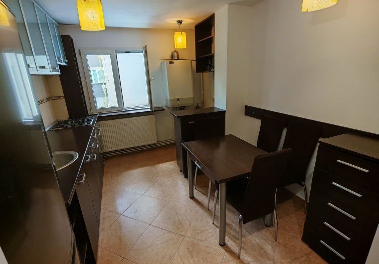 Apartament 3 camere semidecomandat, Drumul Taberei Orizont – etaj 1, cu parcare - Poză 3