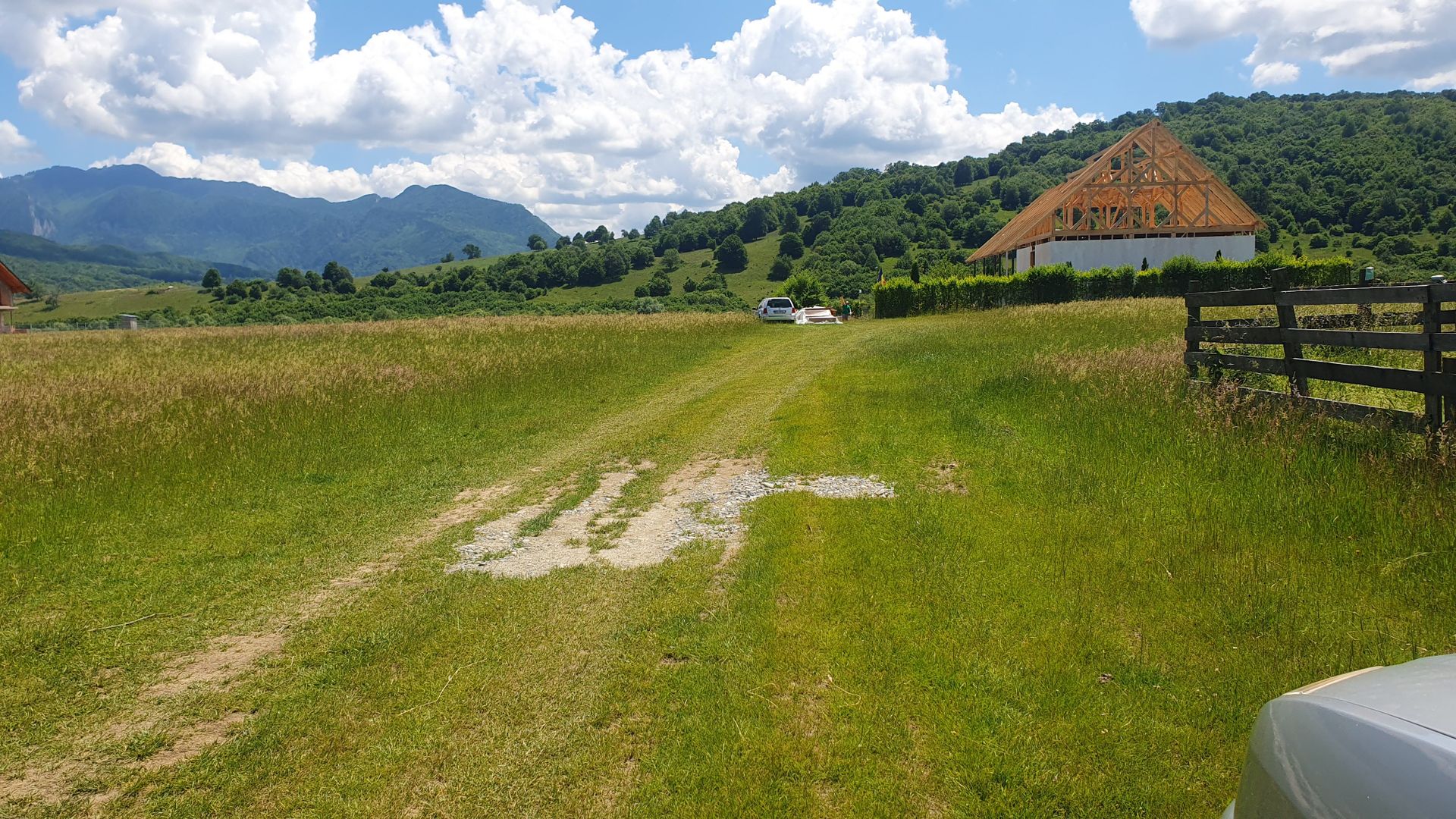 Rasnov -Glejarie 1000 mp front 42m posibilitate duplex sau 2 constructii - Poză 5