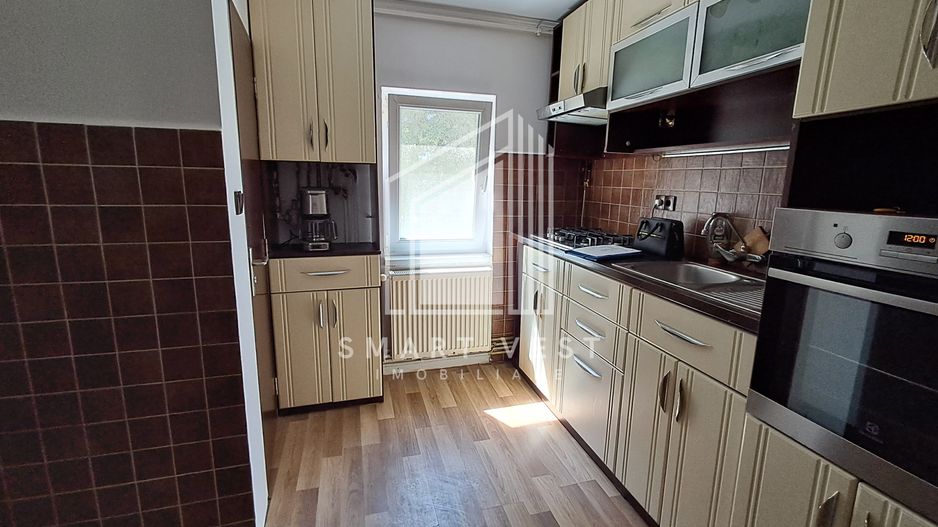 Apartament 4 camere |  Etajul 1 | Zona Micro 16 - Poză 12