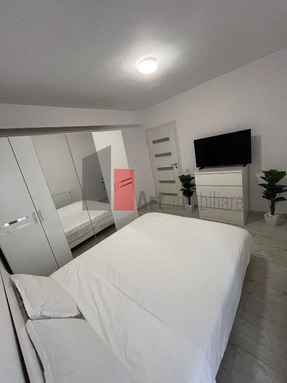 Apartament 3 camere cu terasa si curte +spatiu  comercial+loc parcare in Chiajna - Poză 5