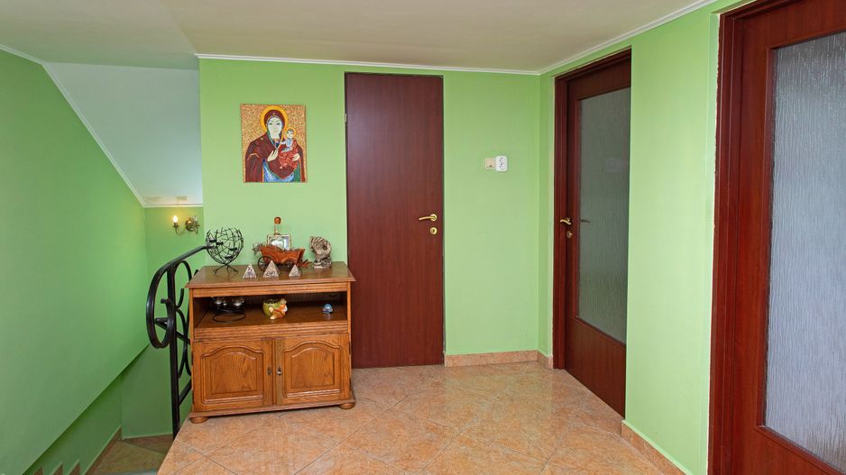 Vilă P+M, Santandrei, 4 dormitoare. 287 000 E (neg). Comision 0. - Poză 19