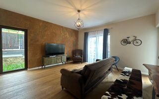 Apartament in vila cu panorama deosebita si garaj! - Poză 2