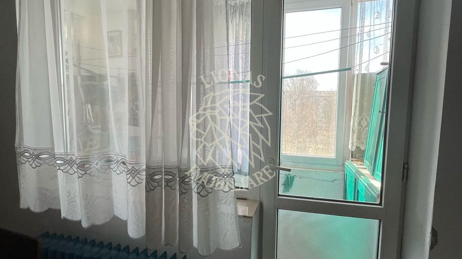 Apartament decomandat 4 camere 85 mp+balcon-etaj 3-Zona Independentei - Poză 7